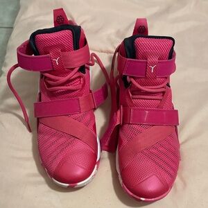 Women's Athletic Shoes - Vibrant Pink